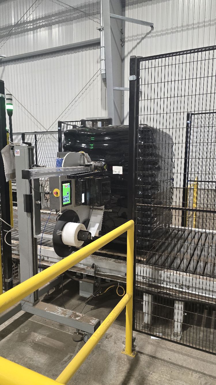 Imprimante-applicatrice automatique pour étiquetage de palettes et produits industriels